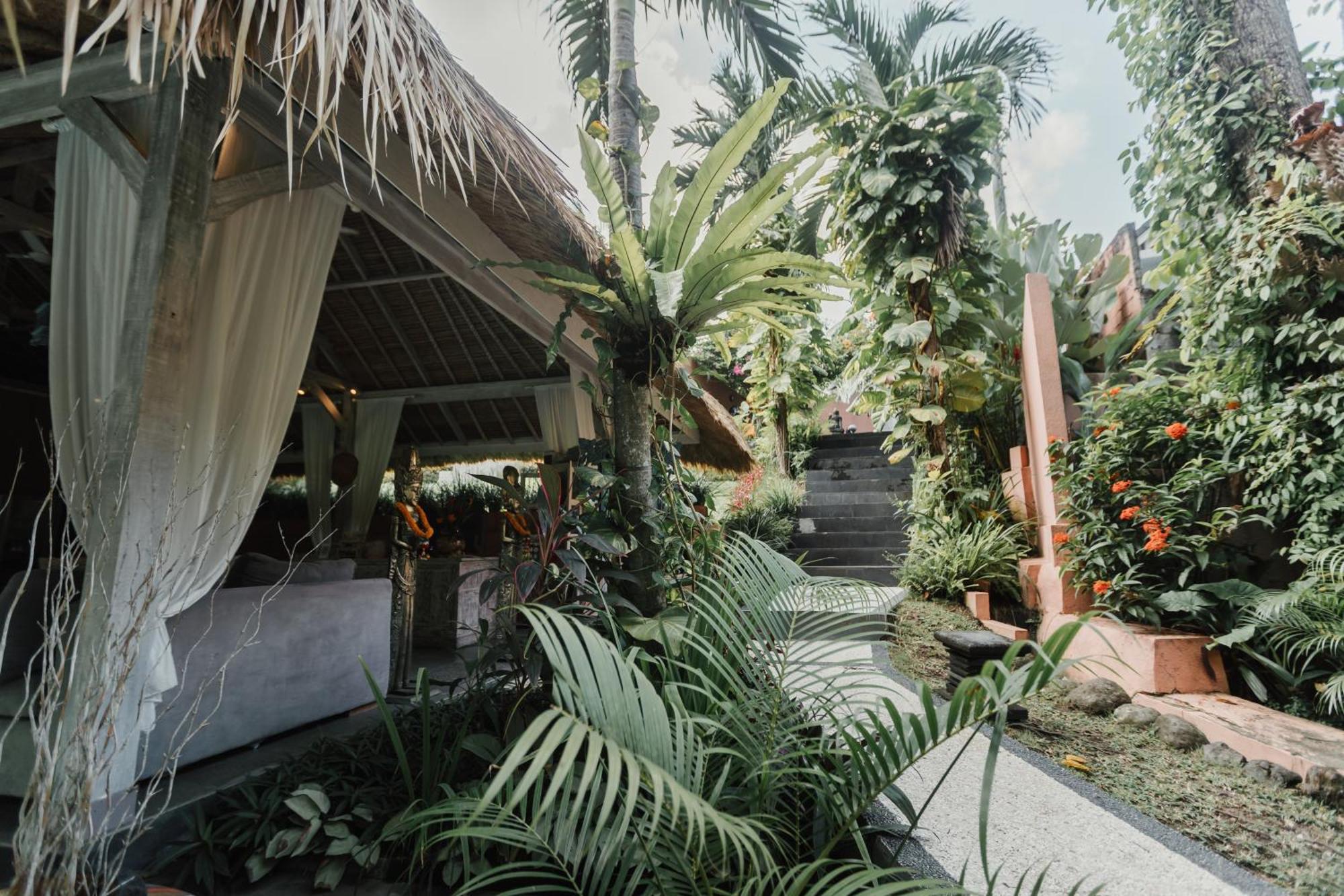 Maylie Bali Villa & Bungalows Чангу Экстерьер фото